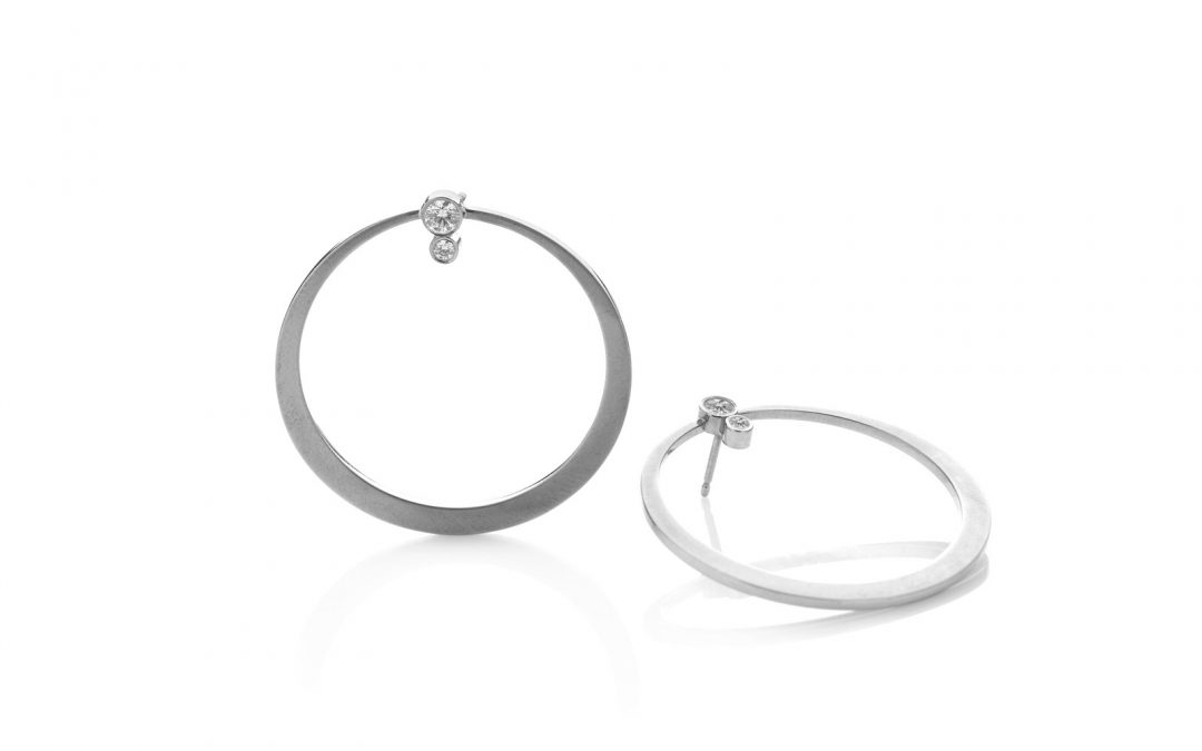 Miss Globulus Earrings